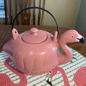 Flamingo Tea pot